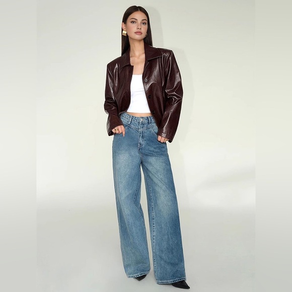 Commense Faux Leather Zipper Short Polo Jacket - Picture 2 of 15